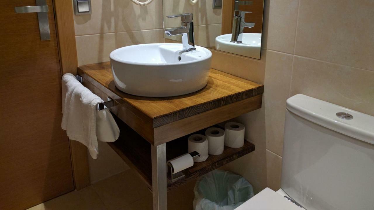 Hostal Talabart Les Luaran gambar